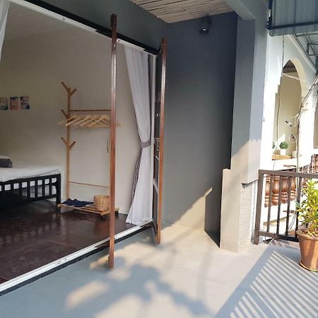 Piyanattha House Villa Chiang Mai Exterior photo