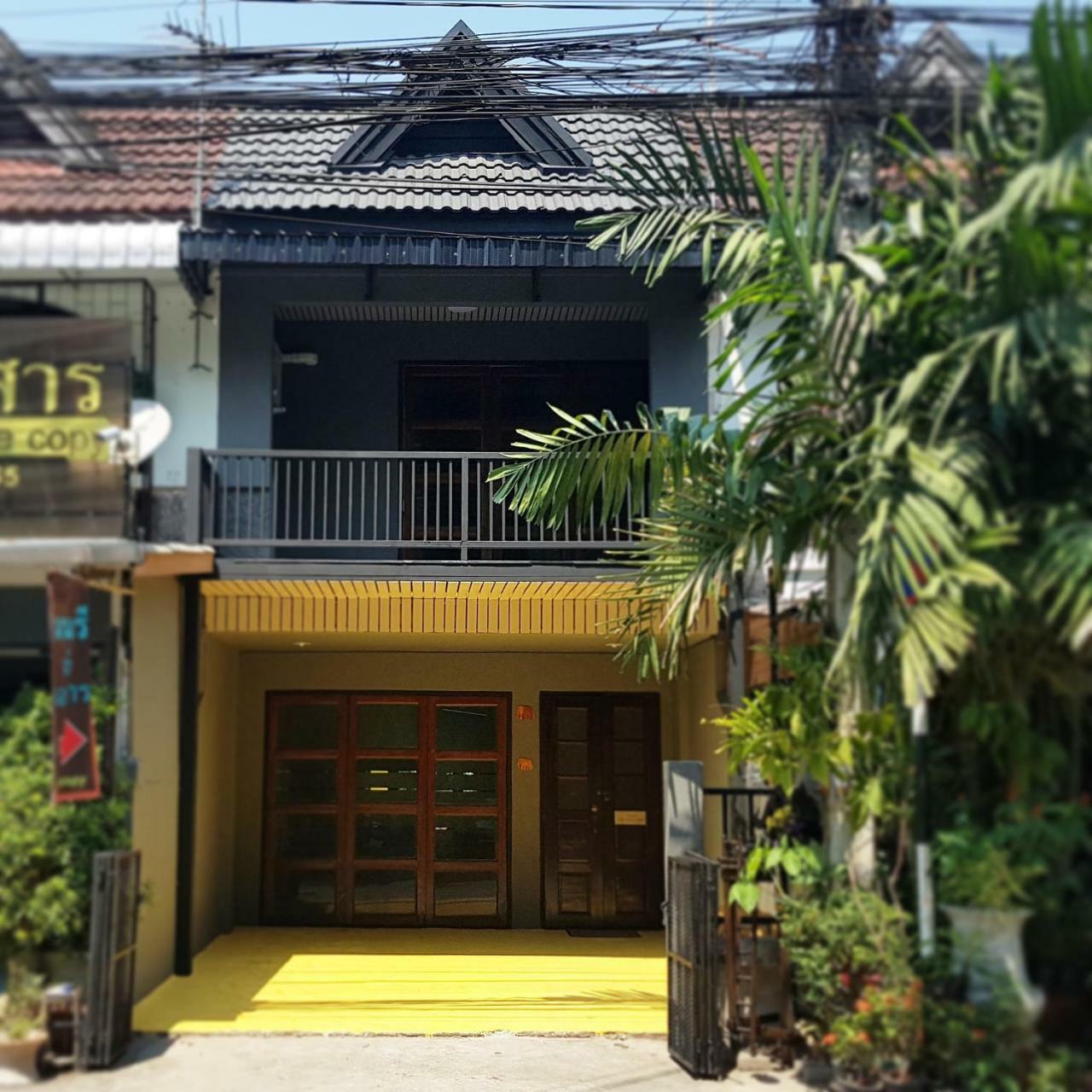 Piyanattha House Villa Chiang Mai Exterior photo
